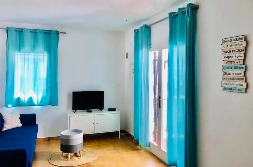 Maison Dans Charmante Residence Avec Grande Piscine Commune, Roses Holiday home